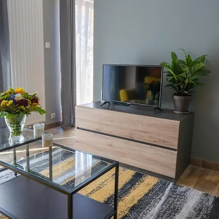 Moon Apartment