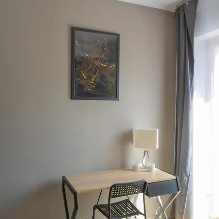 Apartment Moon *