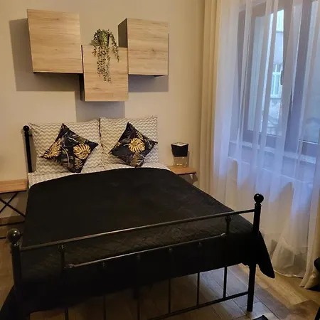 Moon Apartment